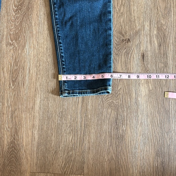 Hudson Tally Midrise Skinny Crop jeans. Size 31. - Picture 8 of 12